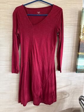 Horny Toad Maroon Long sleeve asymmetrical Dress women's size XS